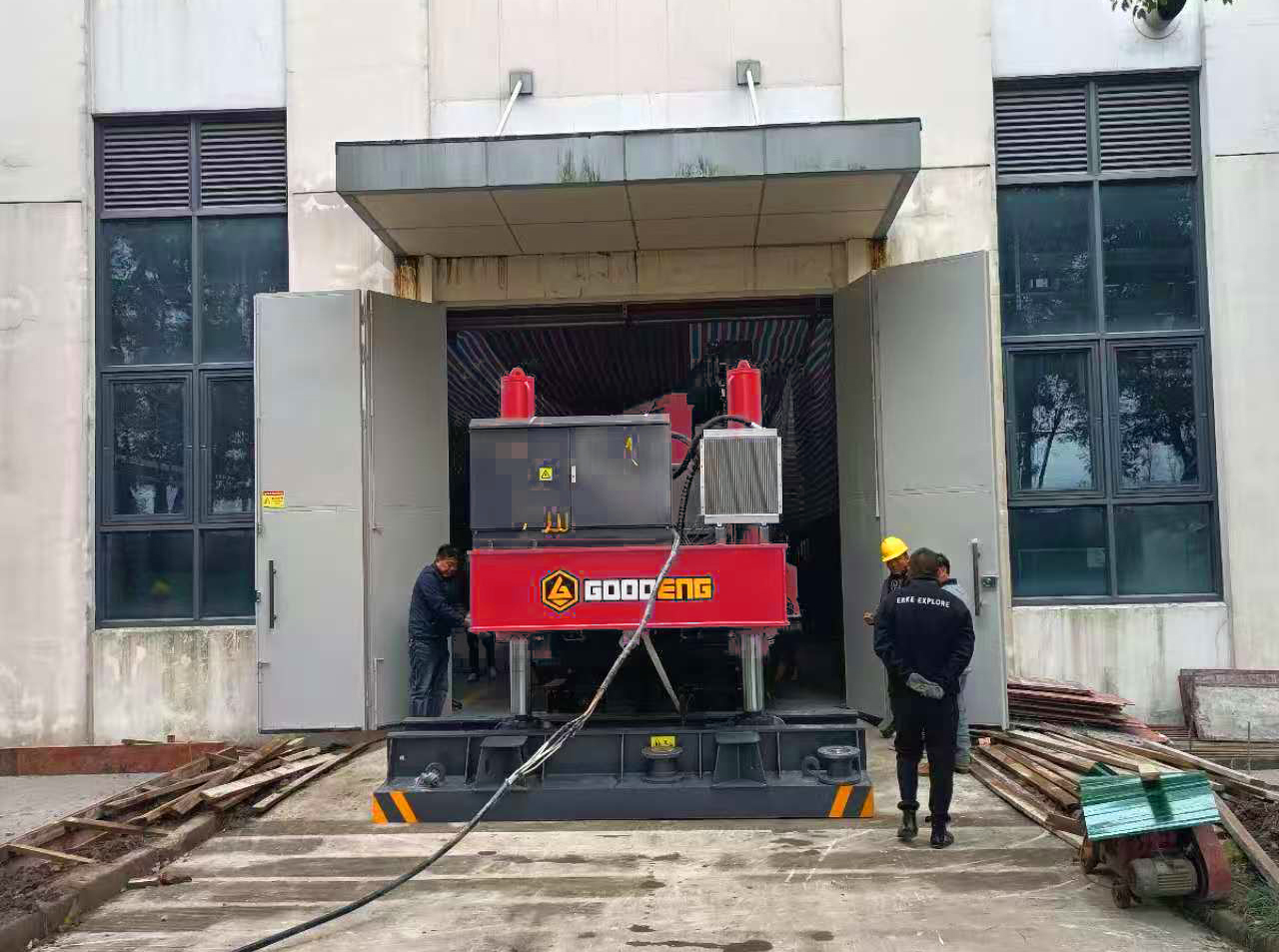 1766914442178372.jpg 8ef56ace8fe8de848b290c40a65c7eee.jpg